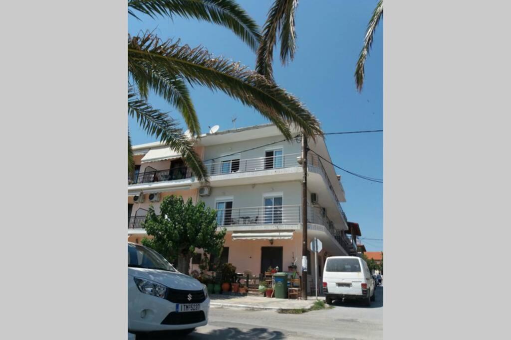 Zefis Appartment Ouranoupoli Exteriör bild